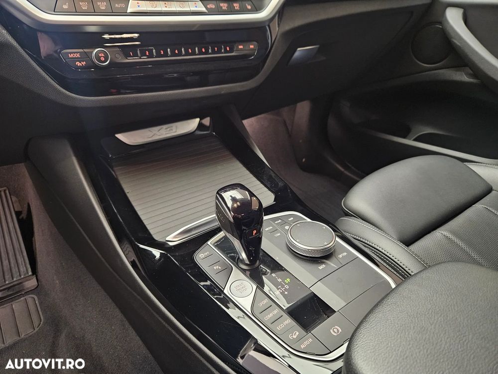 BMW X3 xDrive20d AT MHEV - 35