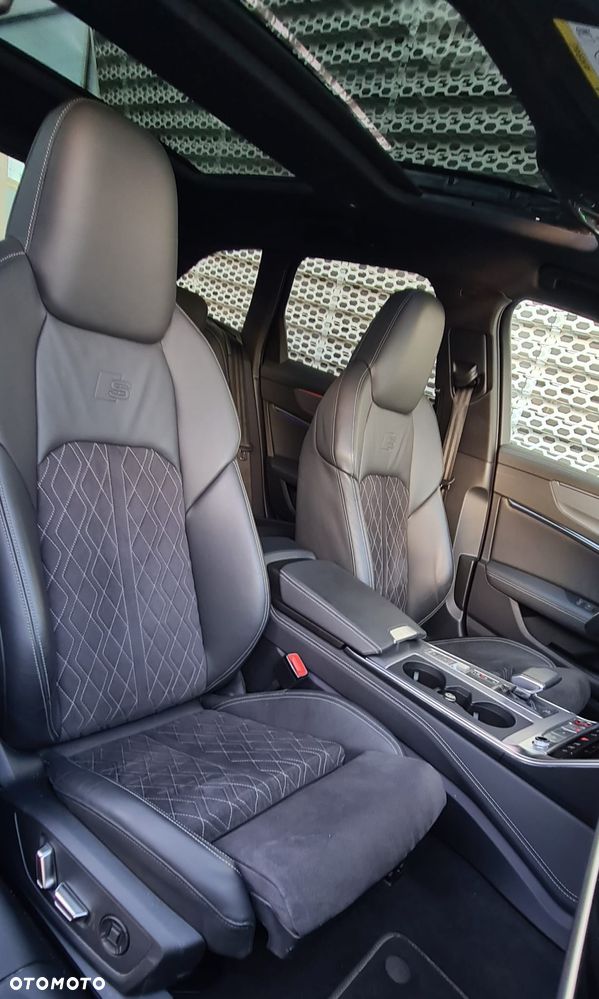 Audi S6 Avant - 16