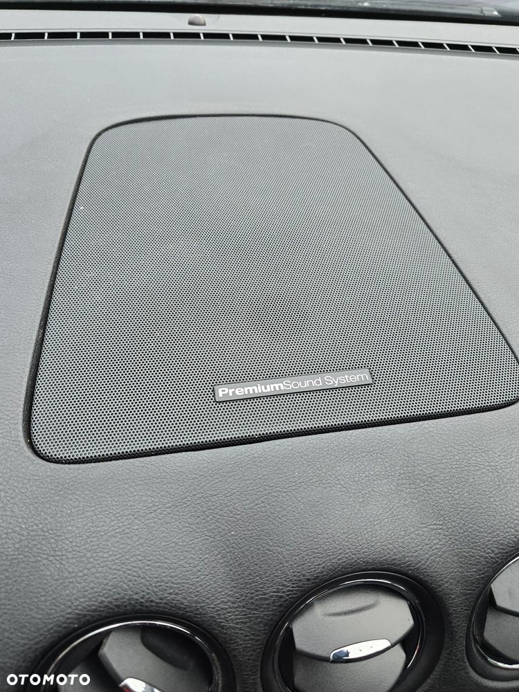 Ford S-Max - 17