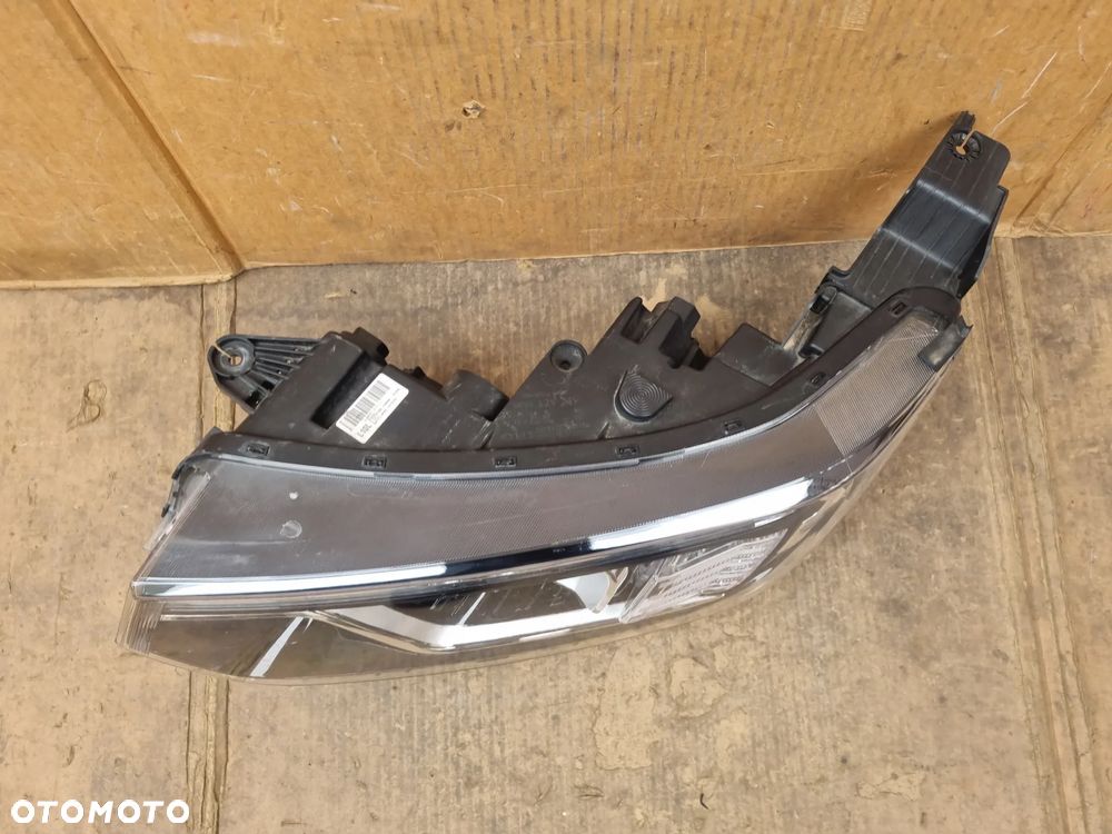 SSANGYONG TIVOLI LIFT LAMPA PRZEDNIA LEWA - 2