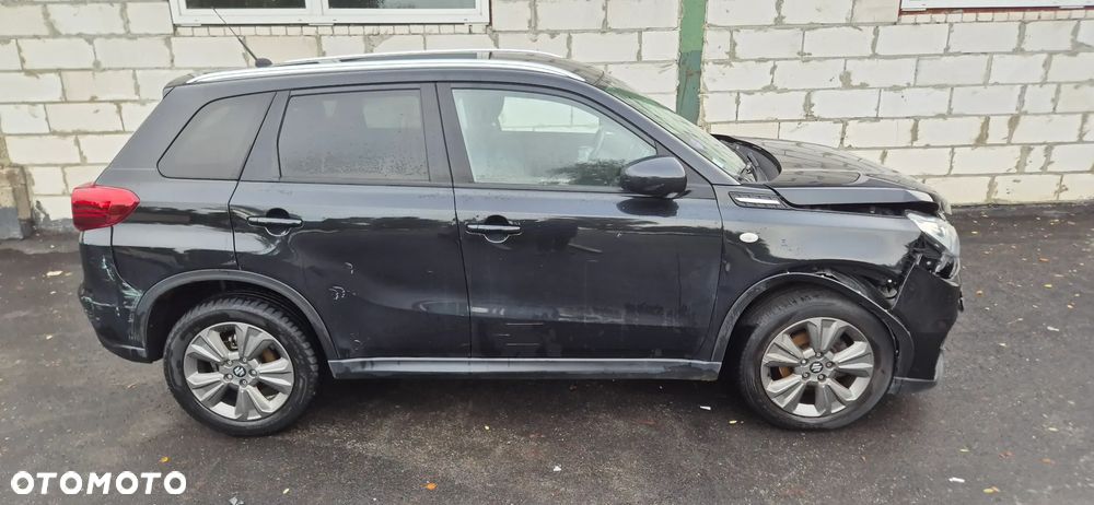 Suzuki Vitara 1.0 Boosterjet Premium 4WD - 4