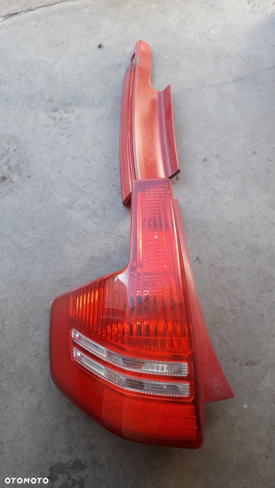 lampa tył tylna Citroen c4 I lift 1.6 VTI Hatchback - 1