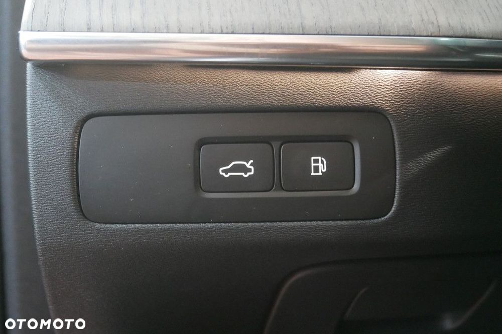 Volvo XC 90 - 19