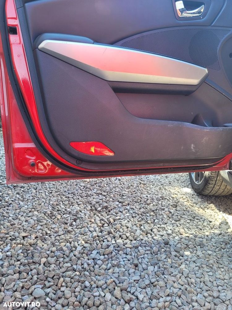 Usa Stanga Fata SsangYong Tivoli - SUV 4 Usi Flaming Red Pear RAM (1290) - 3