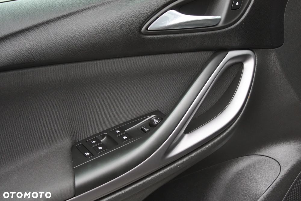 Opel Astra 1.4 Turbo Sports Tourer Dynamic - 20