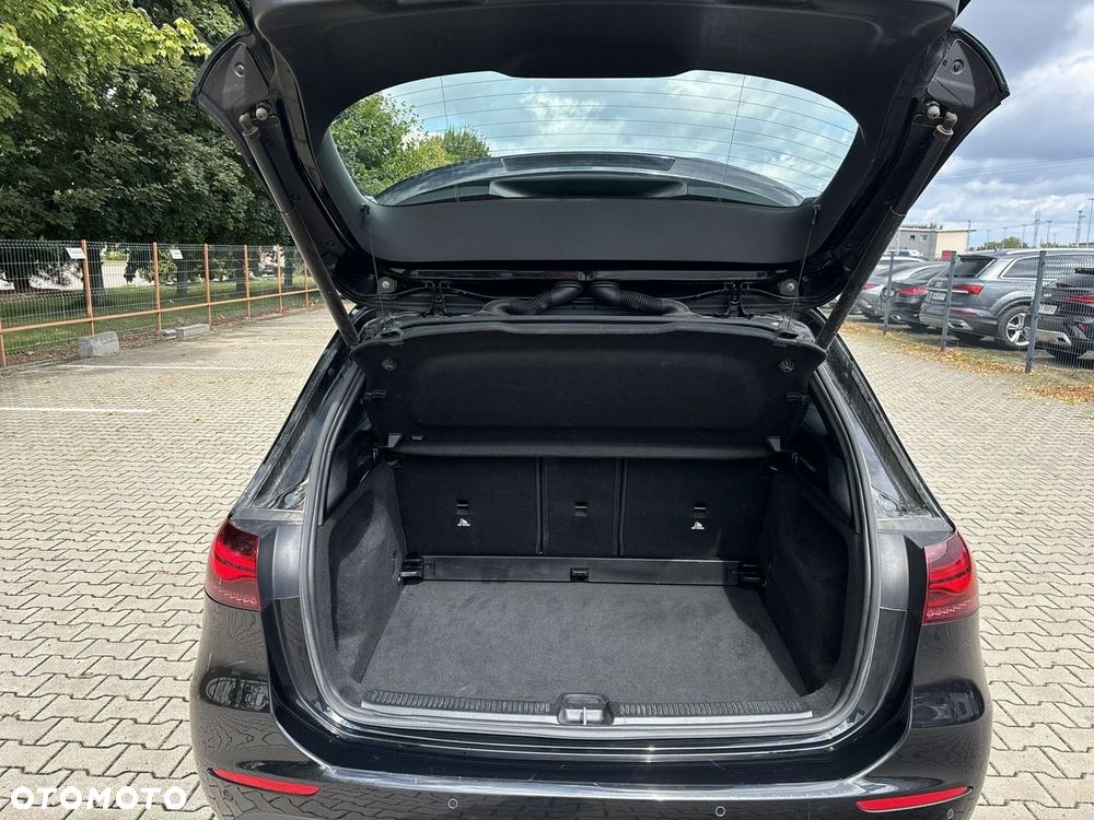 Mercedes-Benz Klasa B 220 d 8G-DCT - 21