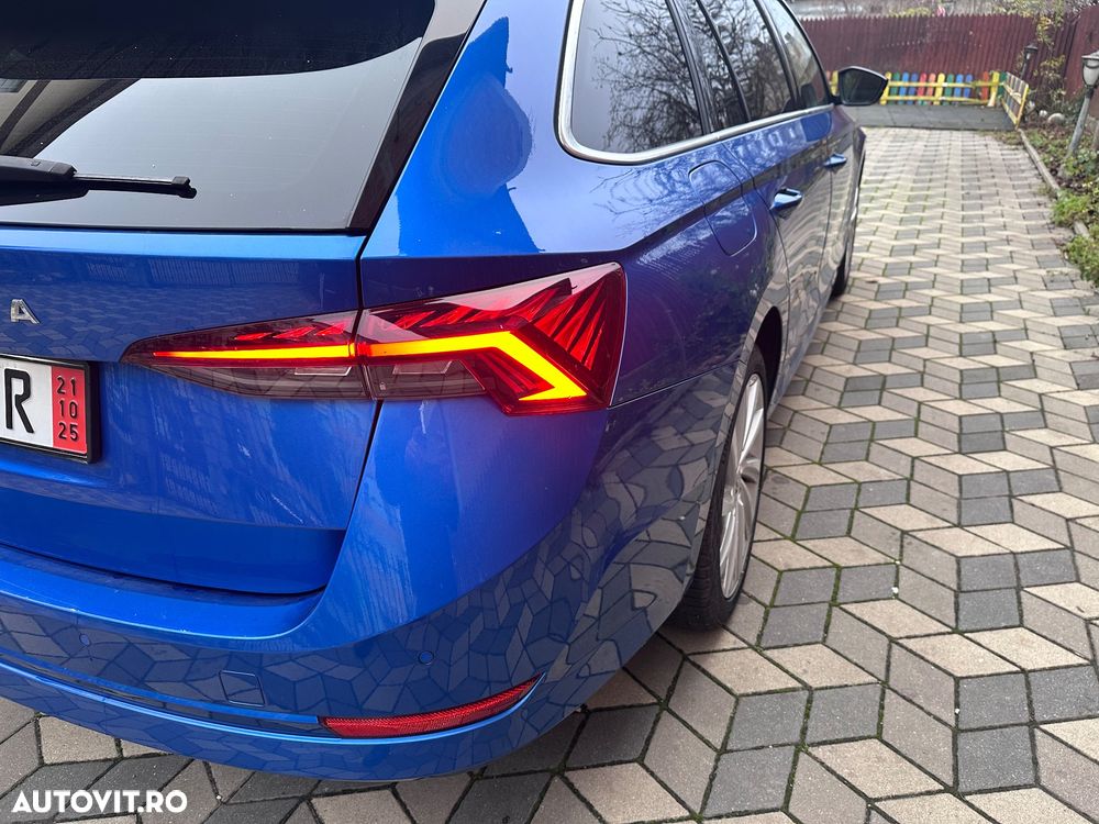 Skoda Octavia Combi 2.0 TDI (Green tec) RS - 17