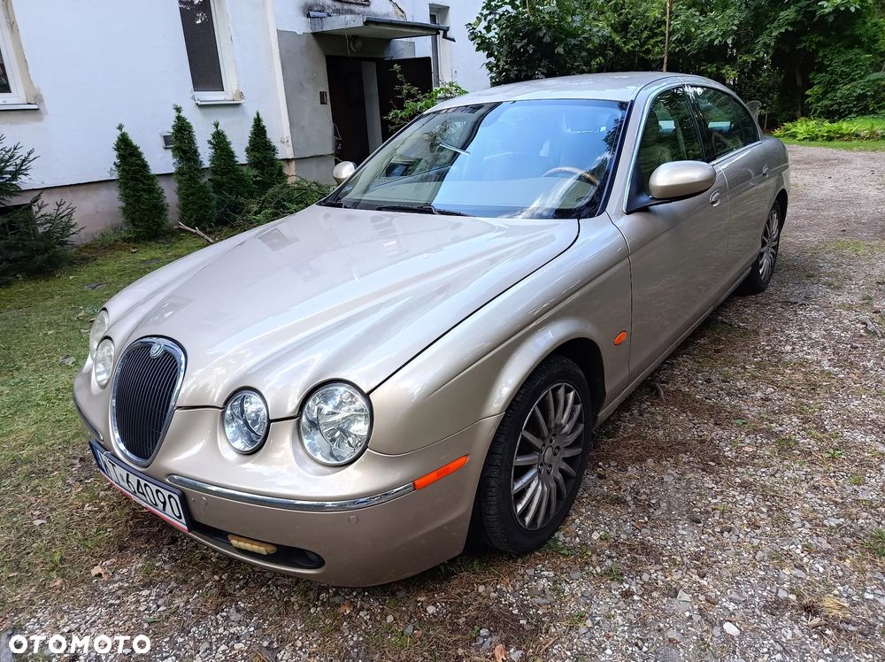 Jaguar S-Type - 4
