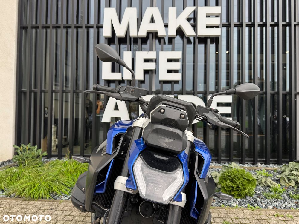 BMW R - 9