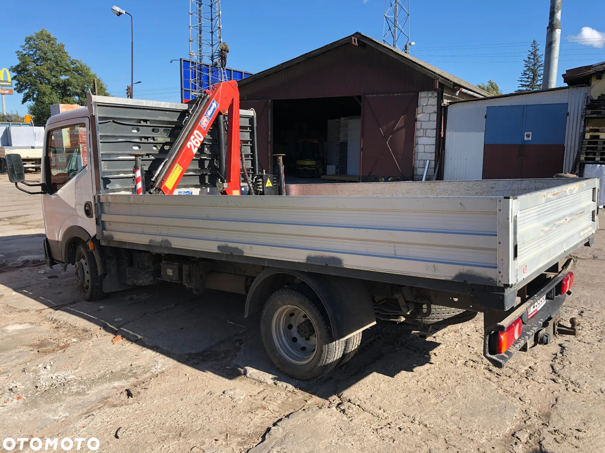 Nissan Cabstar - 3