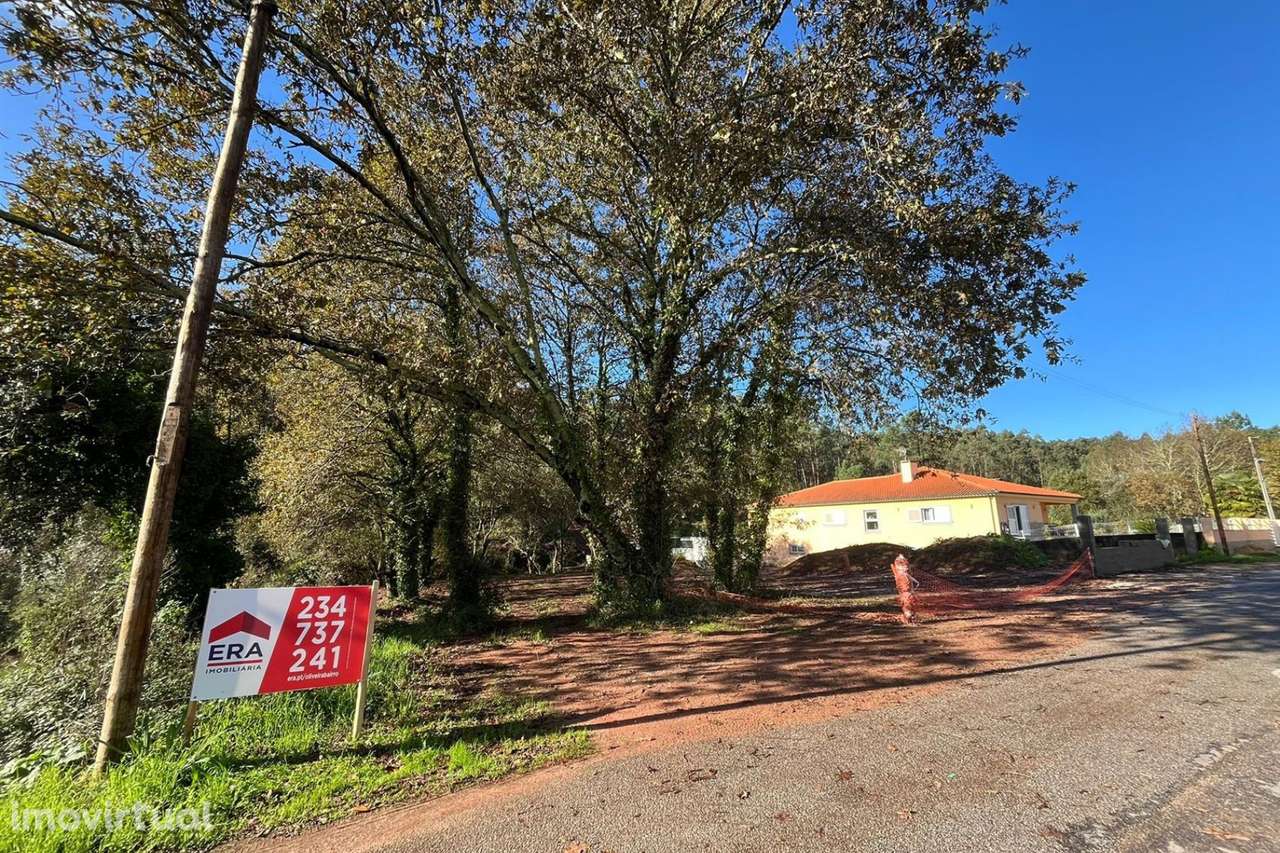 Terreno com viabilidade de construção - Grande imagem: 2/6