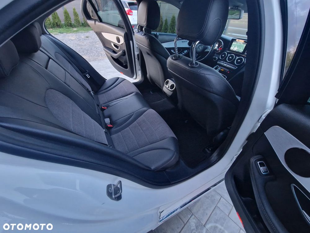 Mercedes-Benz Klasa C 180 Business Edition 9G-TRONIC - 19