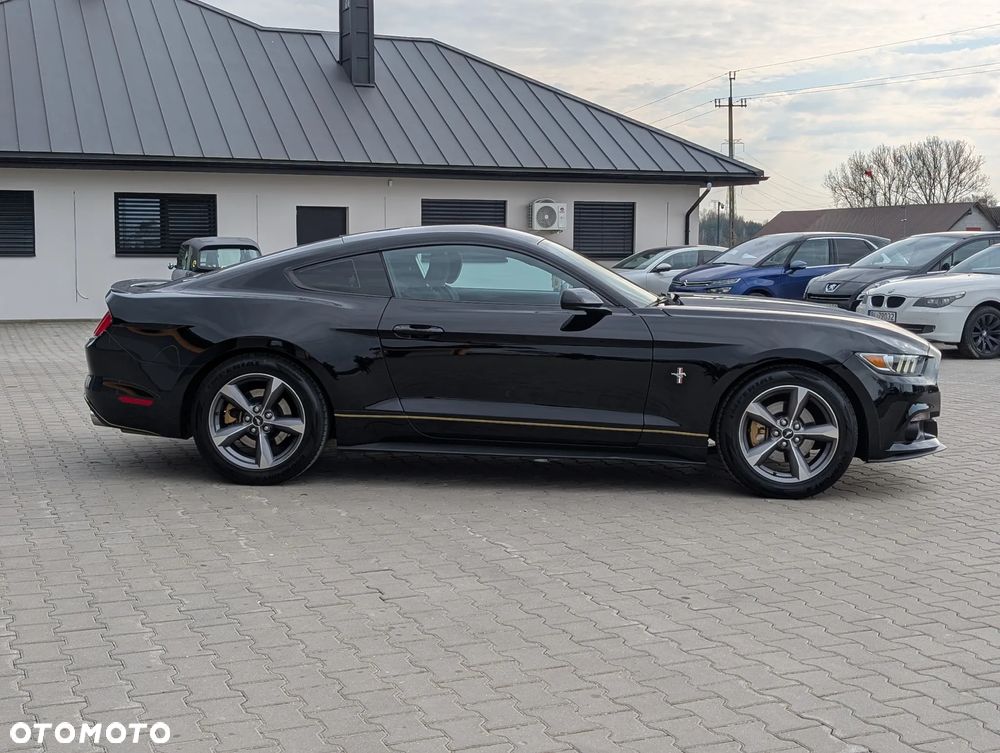 Ford Mustang - 18