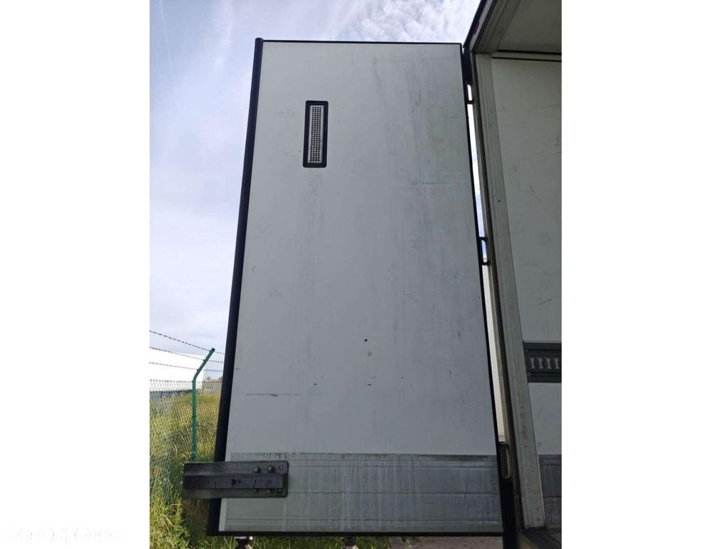 Schmitz Cargobull SKO FP 45 ThermoKing SLXi 300 - 6