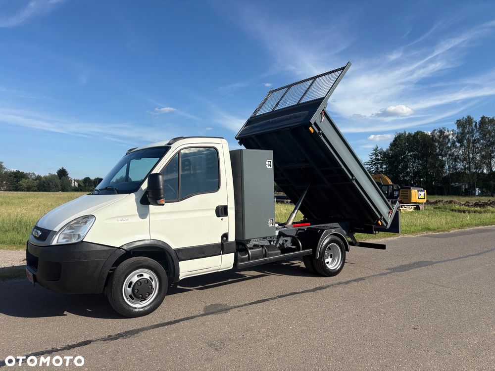 Iveco DAILY - 1