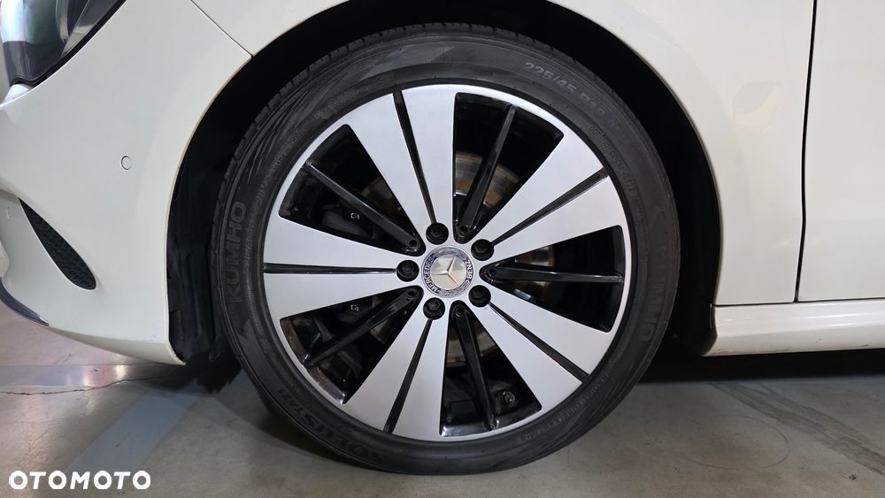 Mercedes-Benz CLA - 7