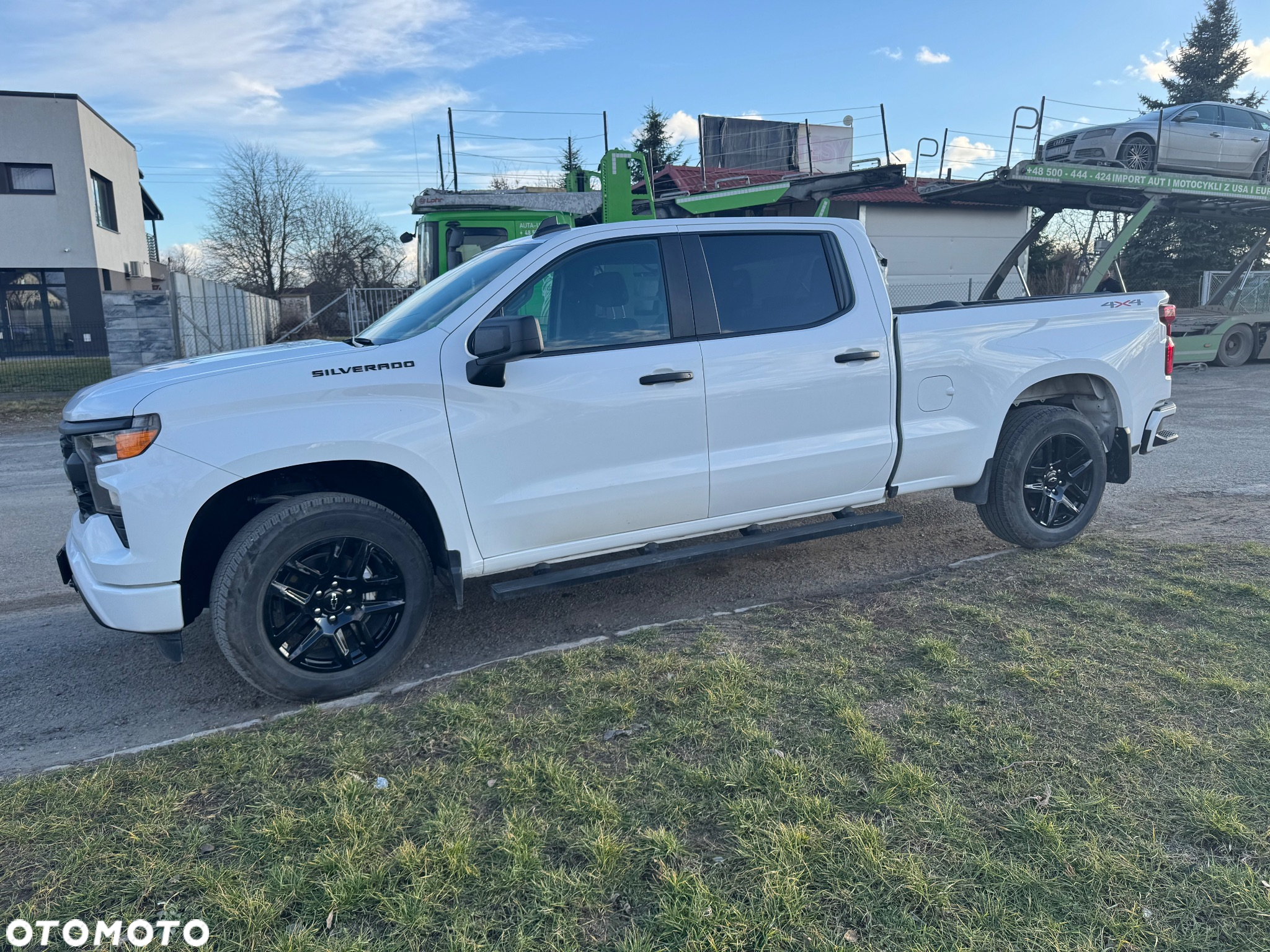 Chevrolet Silverado - 39