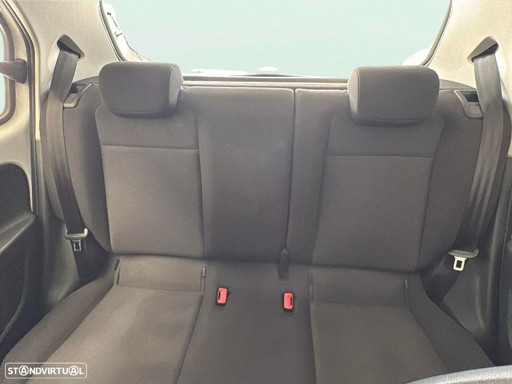 VW Up! 1.0 BlueMotion Move - 17