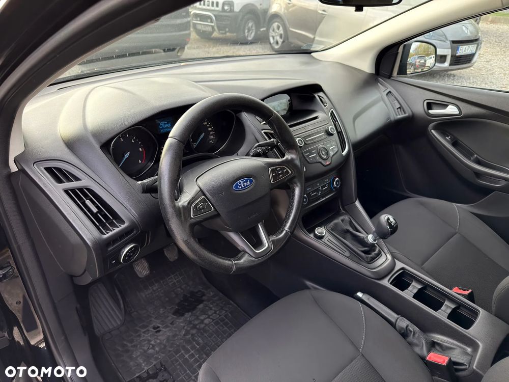 Ford Focus SW 1.5 TDCi Trend - 13