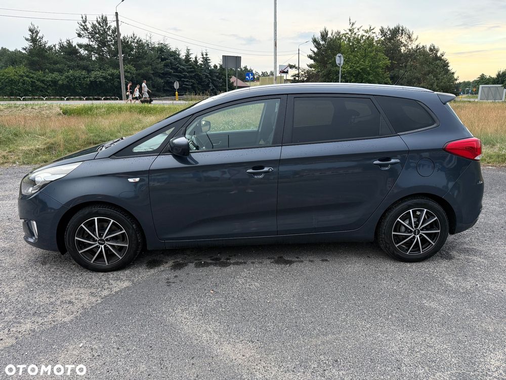 Kia Carens 1.7 CRDi M 7os EU6 - 4