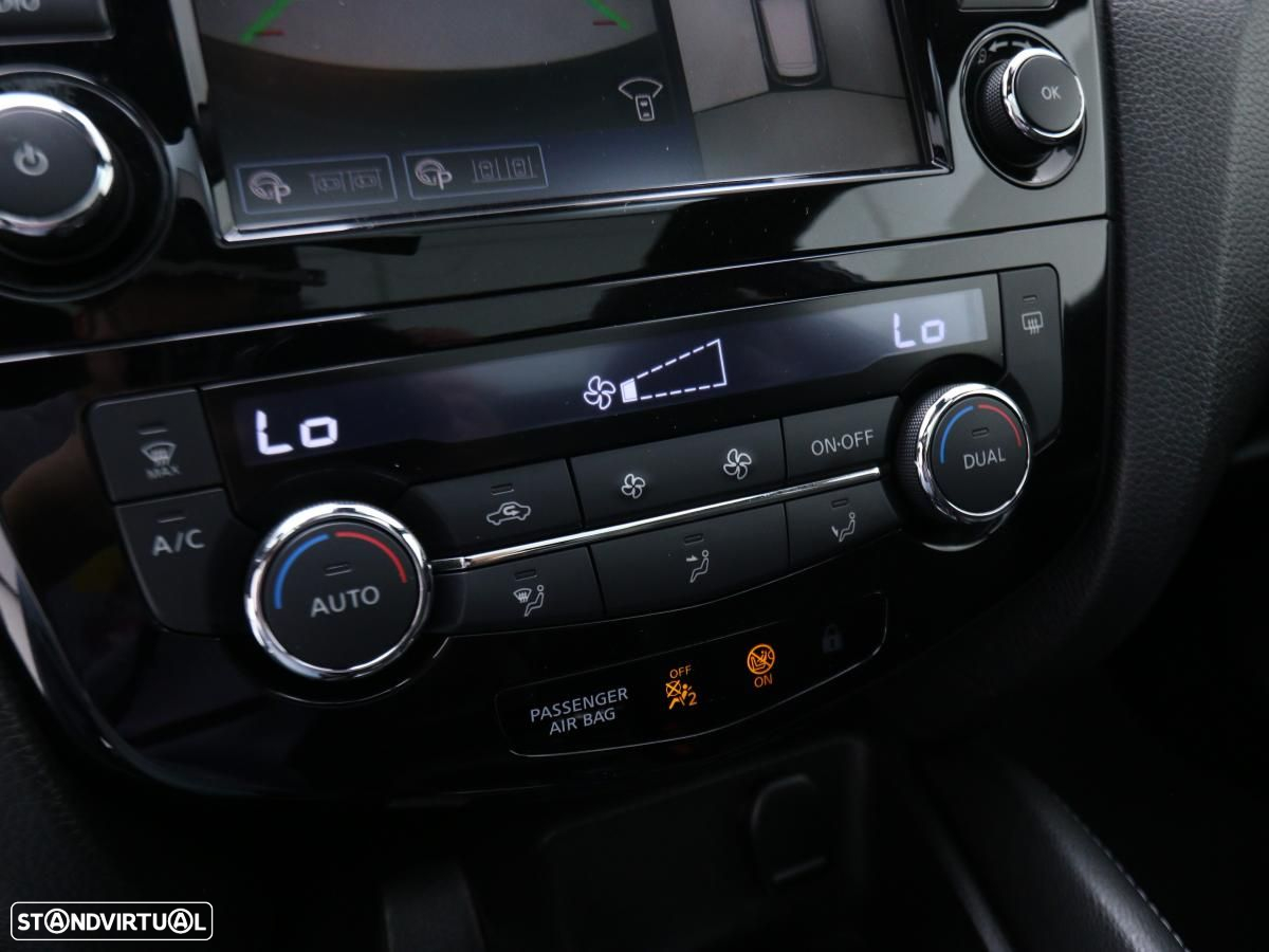 Nissan Qashqai 1.5 dCi N-Tec - 23