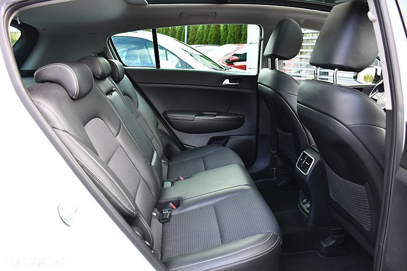 Kia Sportage 1.6 T-GDI GT Line 2WD - 23