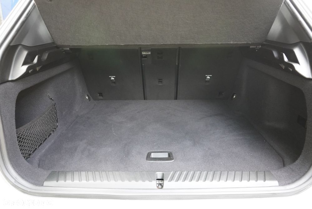 BMW iX3 - 18