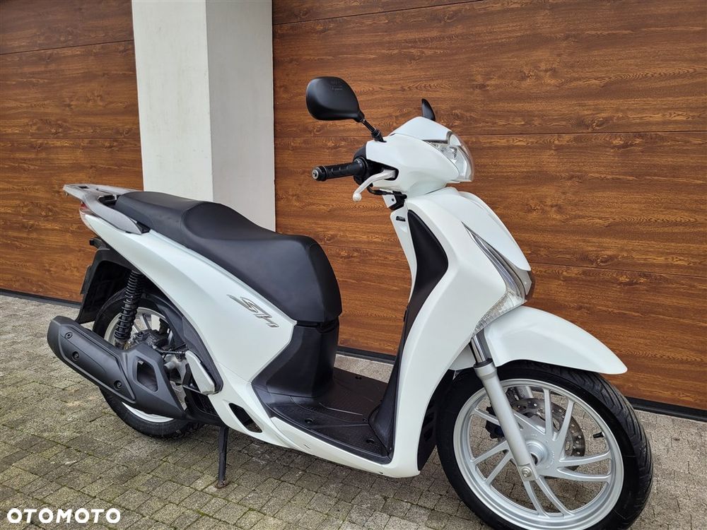 Honda SH - 17