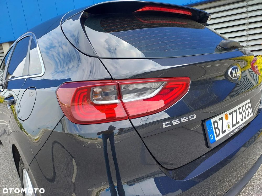 Kia Ceed 1.4 T-GDI OPF Platinum Edition - 14