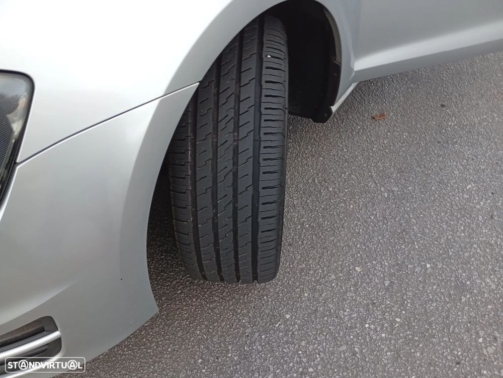 VW Golf Variant 1.6 TDi GPS Edition - 26