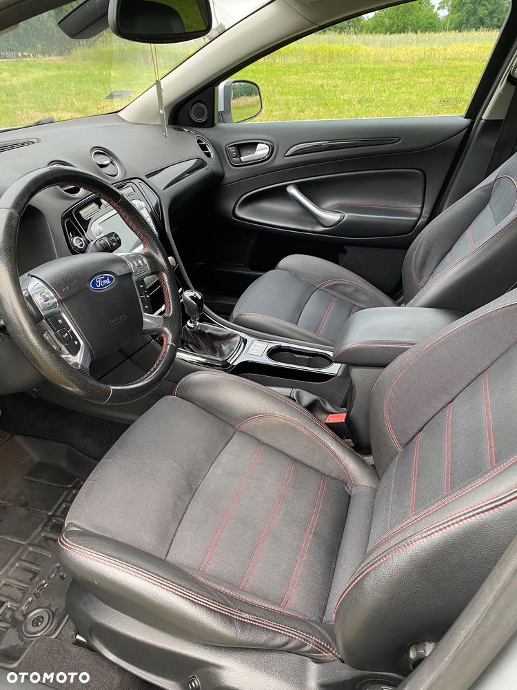 Ford Mondeo 2.5 Titanium S - 16
