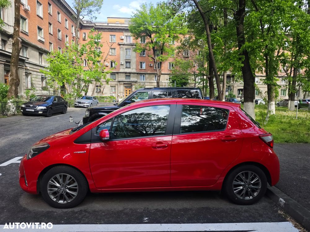 Toyota Yaris 1.5 VVT-i HSD Luna - 3