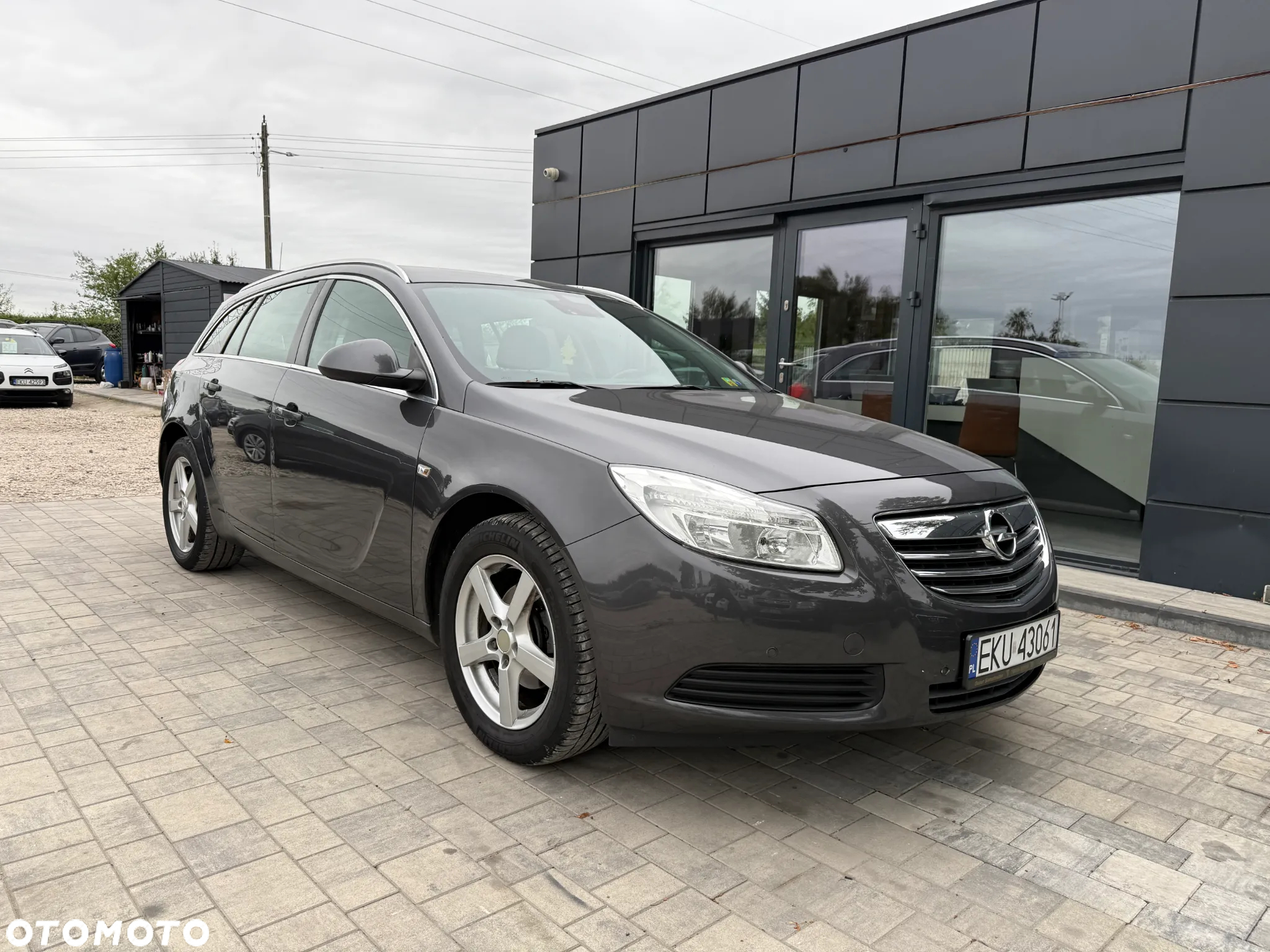 Opel Insignia 1.8 - 7