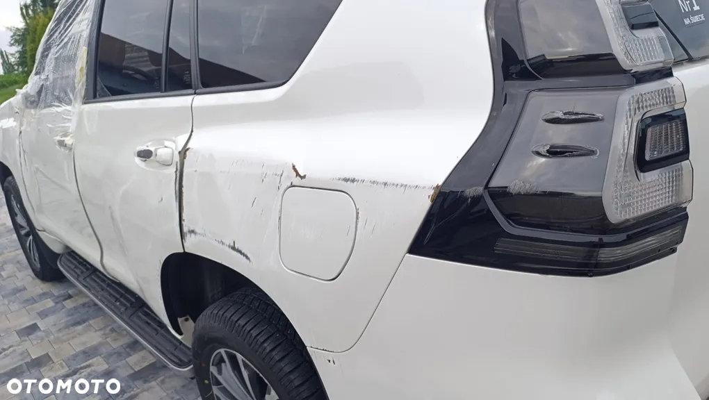 Toyota Land Cruiser LC 2.8 D-4D Invincible - 6