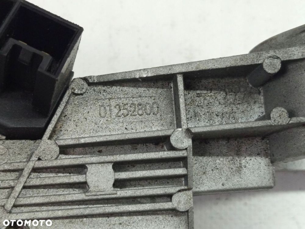 STACYJKA Z KLUCZYKIEM ALFA ROMEO GIULIETTA 00505255500 - 6