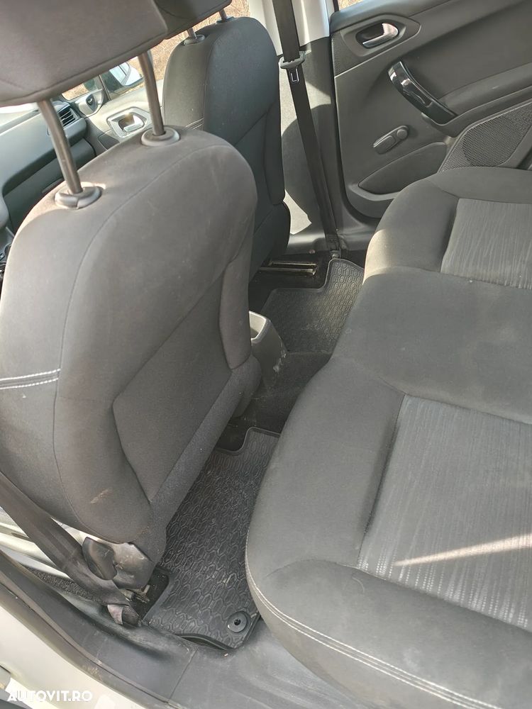 Peugeot 208 1.4 HDi FAP Access - 13