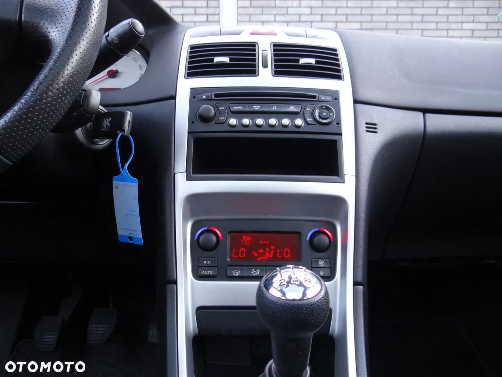 Peugeot 307 SW 110 OXYGO - 33