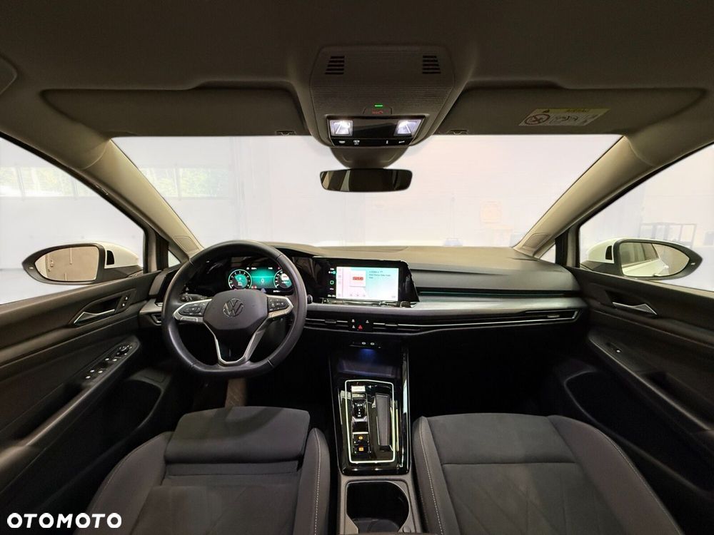 Volkswagen Golf - 27