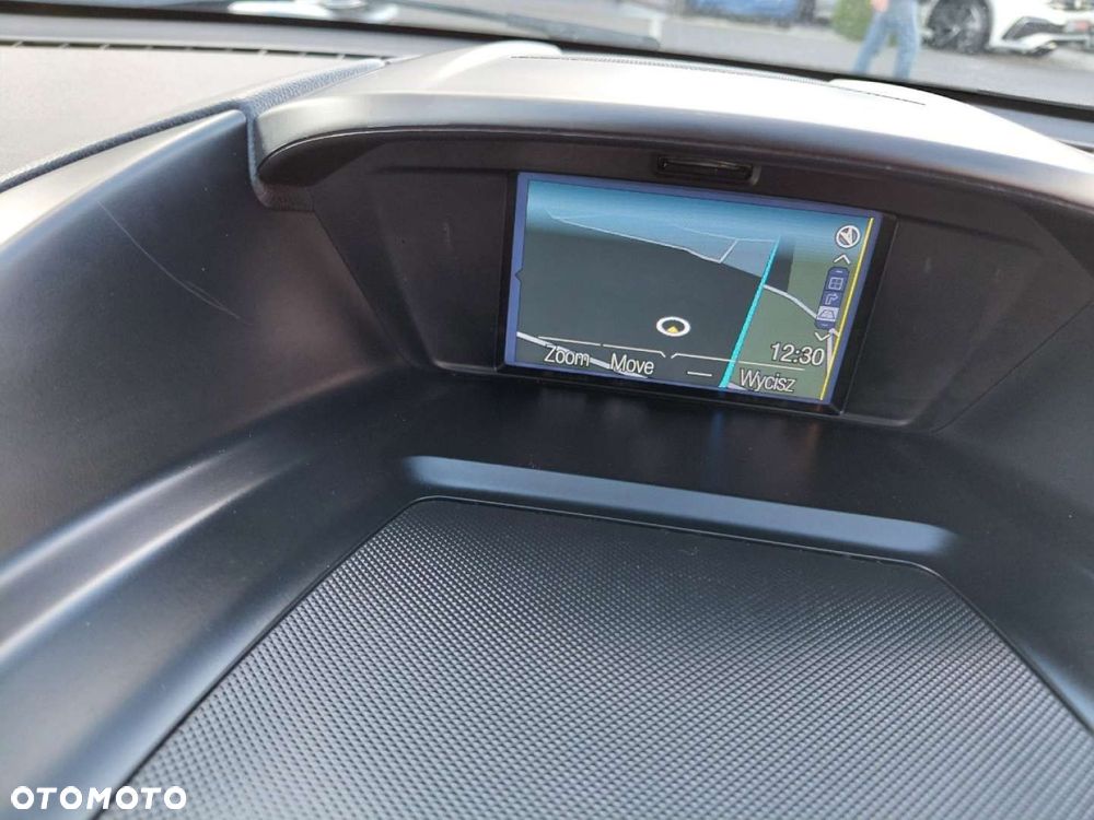 Ford Kuga - 19