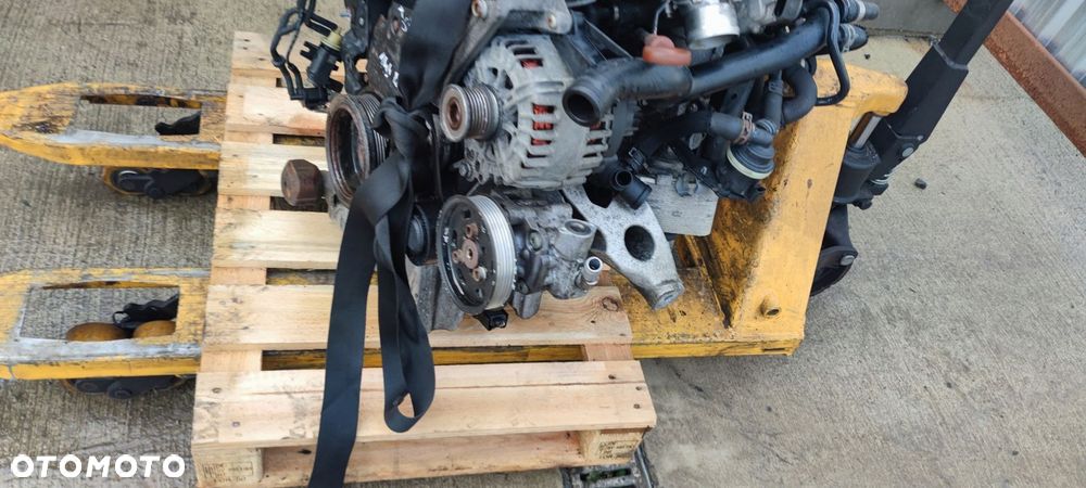 SILNIK KOMPLETNY AUDI A5 8T A4 B8 Q5 SEAT 2.0 TDI CAGA CAG 143KM *6 - 11