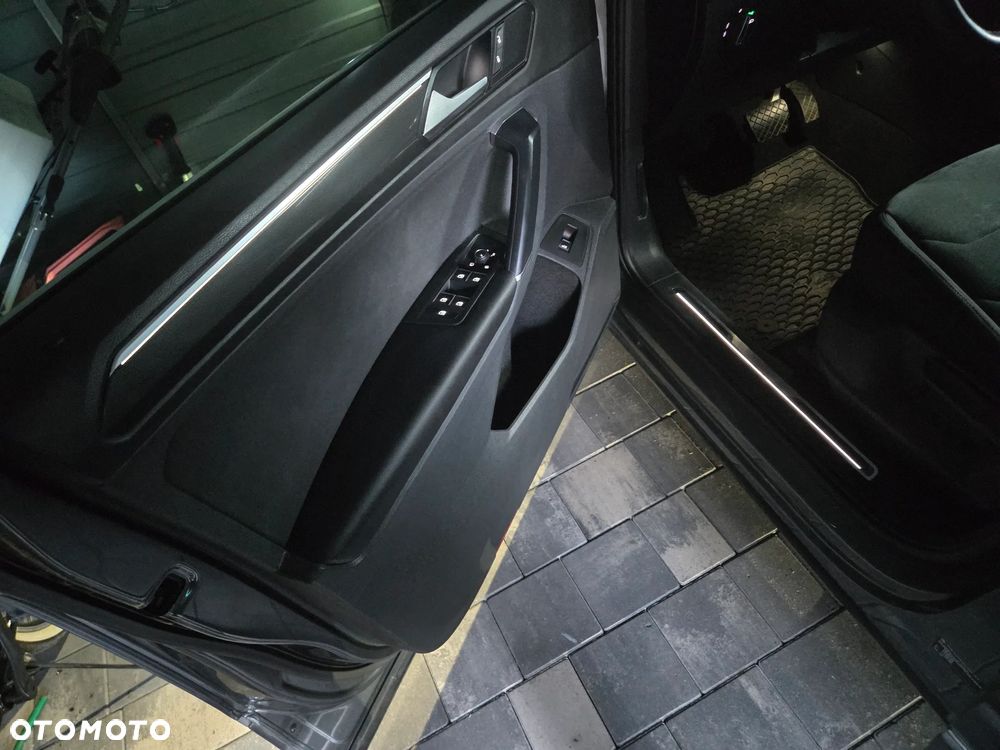 Volkswagen Tiguan 2.0 TDI SCR (BlueMotion Technology) DSG Highline - 24