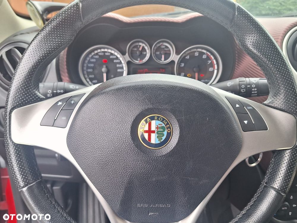 Alfa Romeo Mito 1.4 TB MultiAir Distinctive S&S TCT - 9
