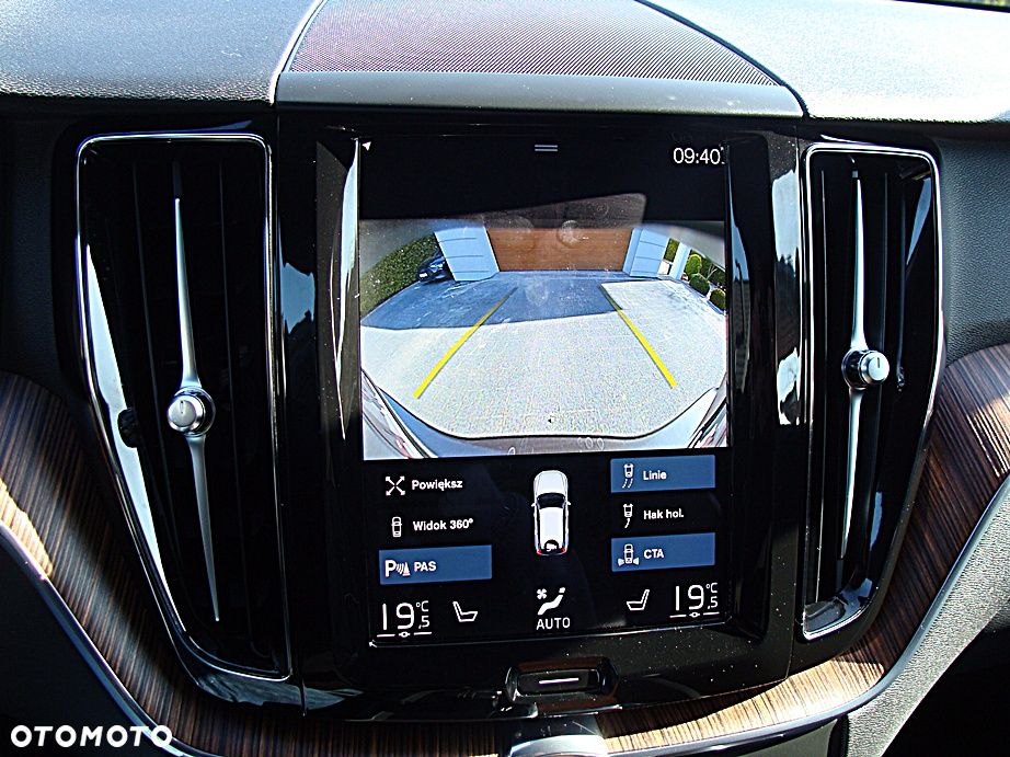 Volvo XC 60 B4 D Ultimate Dark - 23