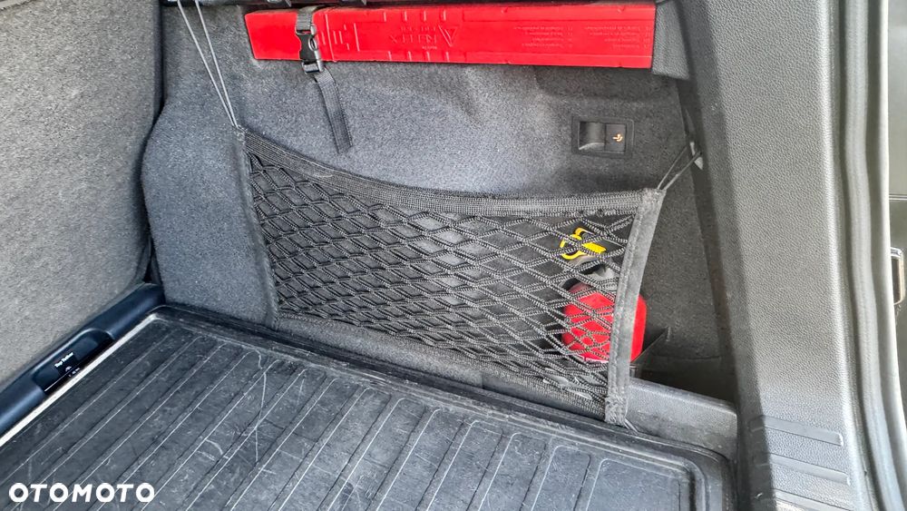 Skoda Karoq 1.5 TSI ACT 4x4 Style DSG - 24