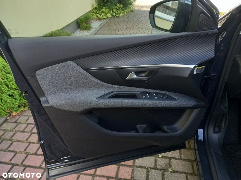 Peugeot 3008 - 26