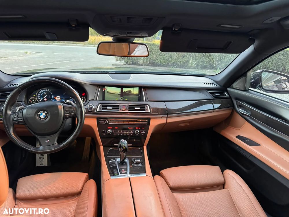 BMW Seria 7 740i Aut. - 6