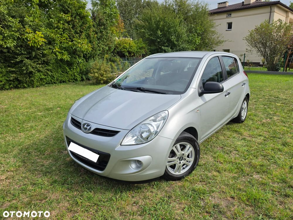 Hyundai i20 1.2 FIFA WM Edition - 1