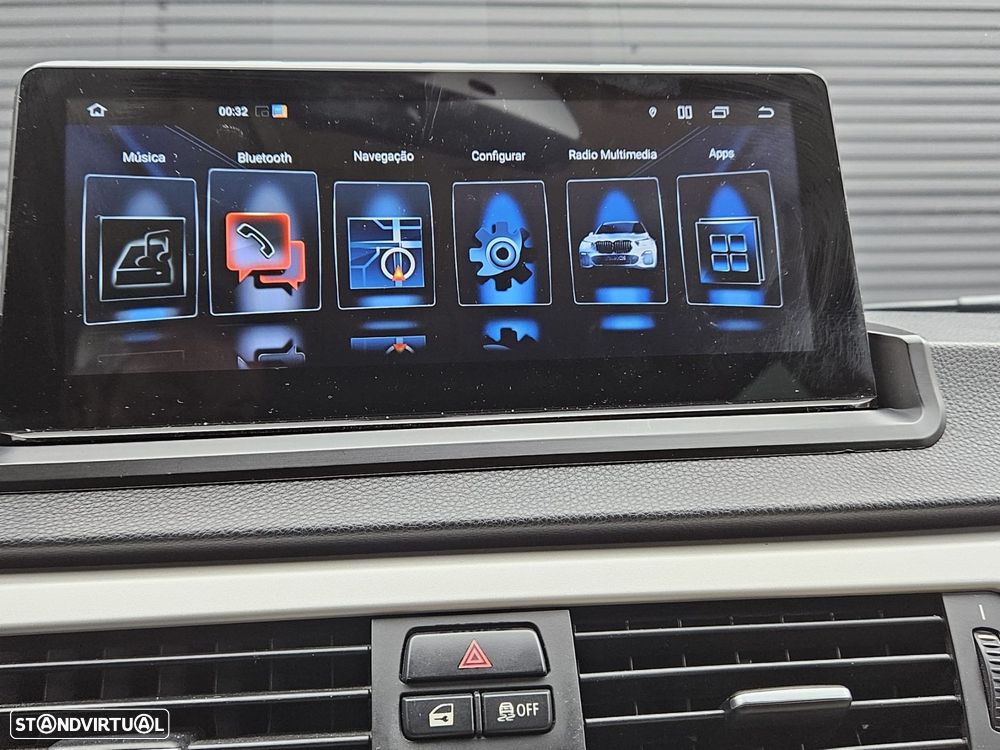 BMW 318 d Touring Sport - 18