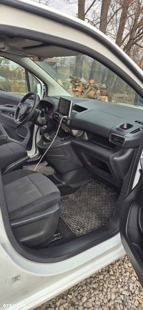 Opel COMBO - 4