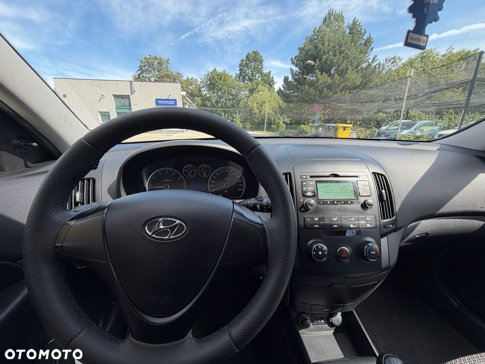 Hyundai i30 i30cw 1.4 blue Comfort - 19